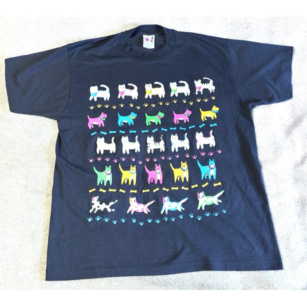 Marcy'n Me Womens One Size Cats & Dogs Graphic T Shirt Made in USA